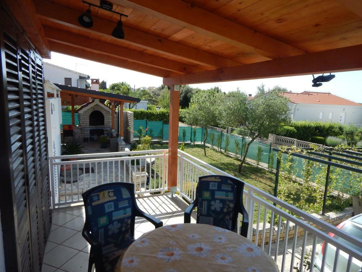 Apartman Duje Petrcane Esterno foto